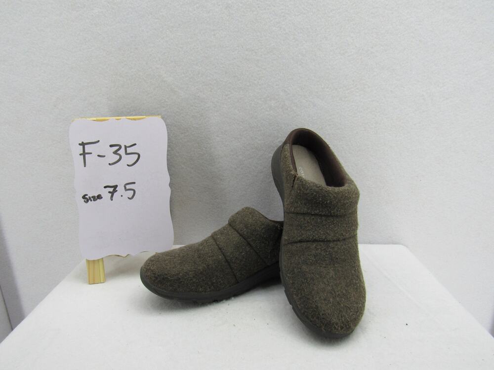 Easy Spirit Clogs size 7.5